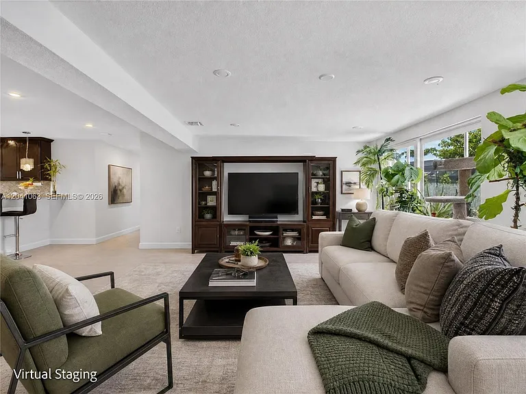 16641 Royal Poinciana Dr — Photo 21