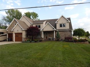 106 Berry Rd, Fredonia, NY 14063