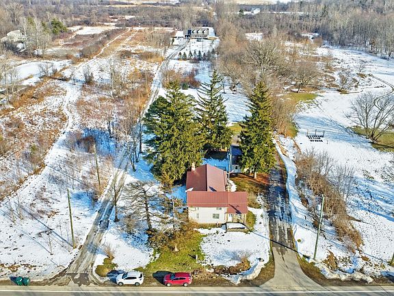 2nd image of 1717 S Sashabaw Rd