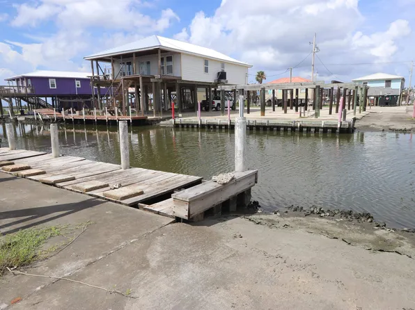 122 Touro Ln, Grand Isle, LA 70358