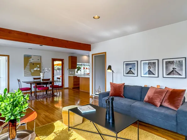 1354 N Benton Way, Los Angeles, CA 90026