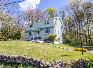 9 Littlefield Rd, Springvale, ME 04083