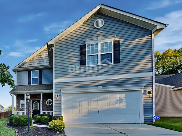 14617 Karen Graham Ct, Charlotte, NC 28278