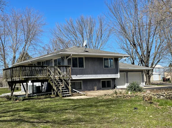 3920 E 2601st Rd, Sheridan, IL 60551