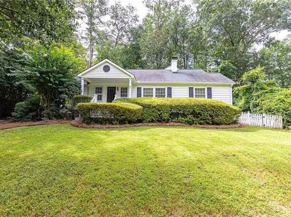 1311 Roxboro Dr