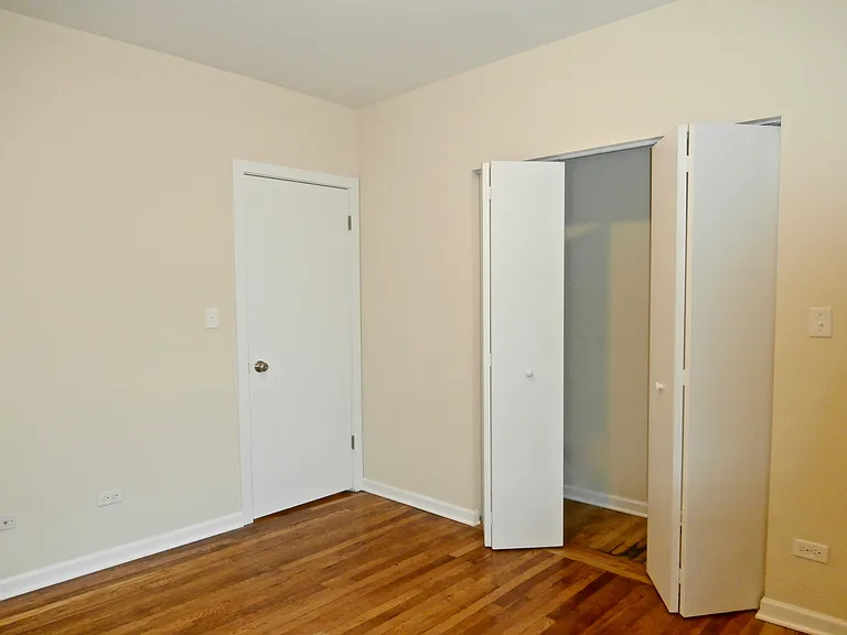 4746-50 N Sacramento Ave #3 — Photo 7