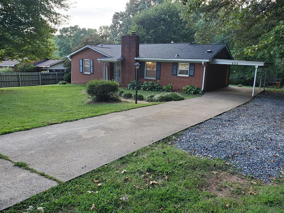 front yard plus patio and extra parking