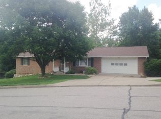 1107 Major Dr, Jefferson City, MO 65101