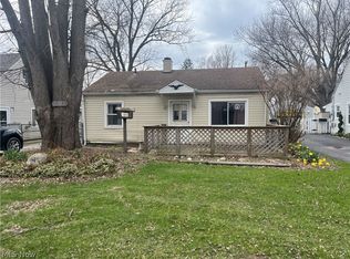 4938 Corduroy Rd, Mentor, OH 44060