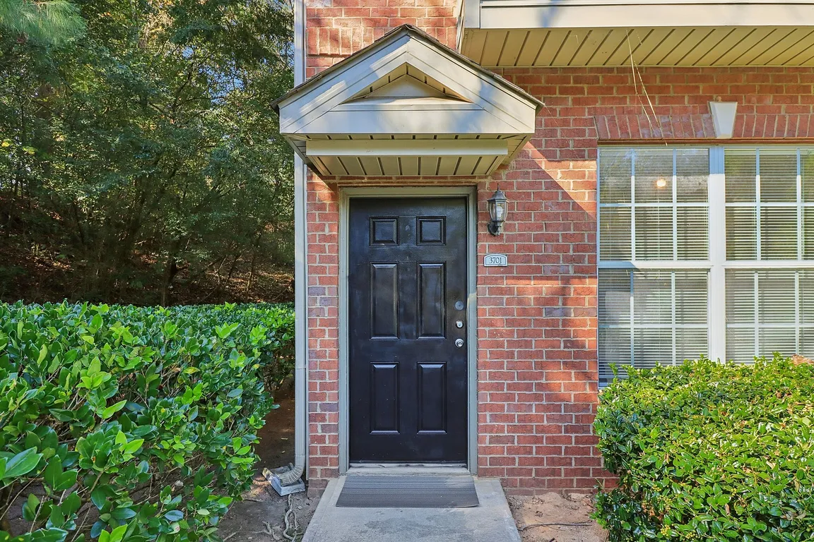 38-web-or-mls-3507 Redwine Rd Unit 3701-S1810-008