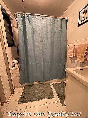 4th image of 232 E 2nd St APT B