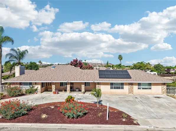 575 Lauresa Ln, Hemet, CA 92544