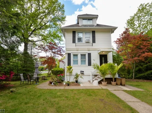 50 Dean St, Glen Rock Boro, NJ 07452