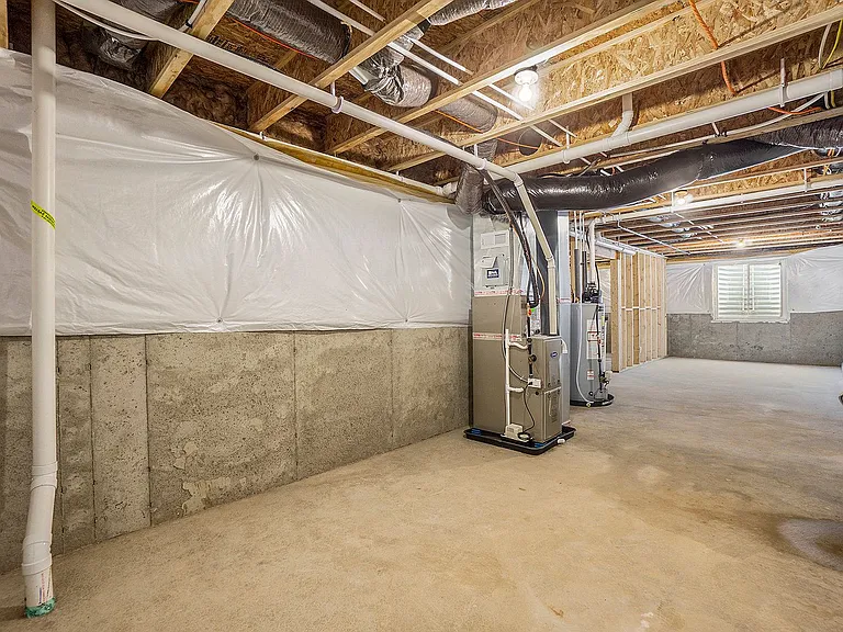 613 Courtyard Pl — Photo 21