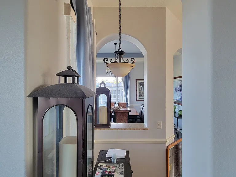 4245 Spire St — Photo 28