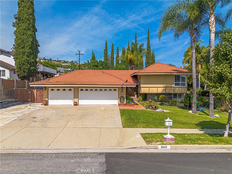 1st image of 3045 Rio Claro Dr