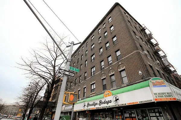 Rented by Elite NY Holdings | media 17