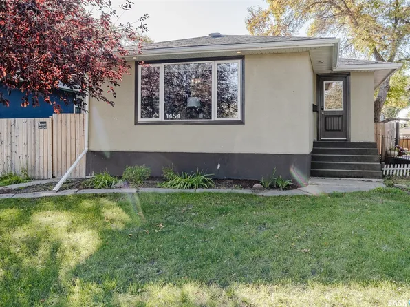 1454 Horace Street, Regina, SK S4T 5L8
