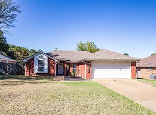 1809 Rey Dr, Woodway, TX 76712