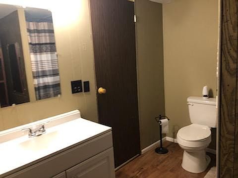2nd image of 2540 Oak Ave