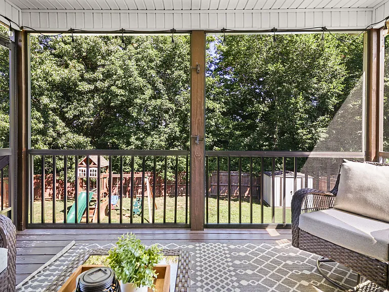 773 Banister Dr — Photo 34