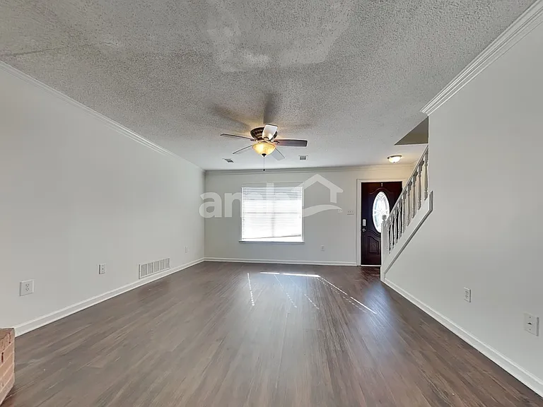 5718 Eagleston Dr — Photo 7