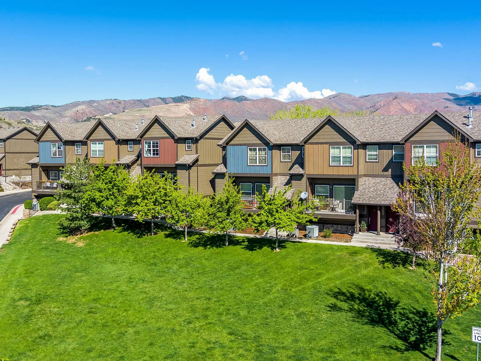 Kara Ridge Pt, Colorado Springs — Photo 1