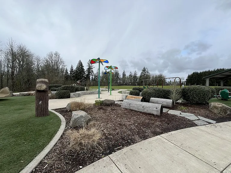 2875 S Magnolia Dr — Photo 46