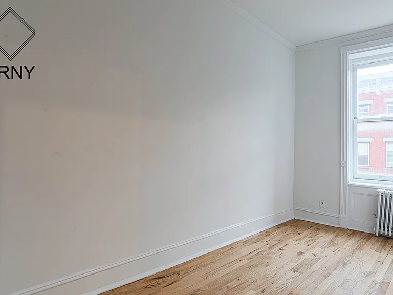 860 Manhattan Ave #2 — Photo 12