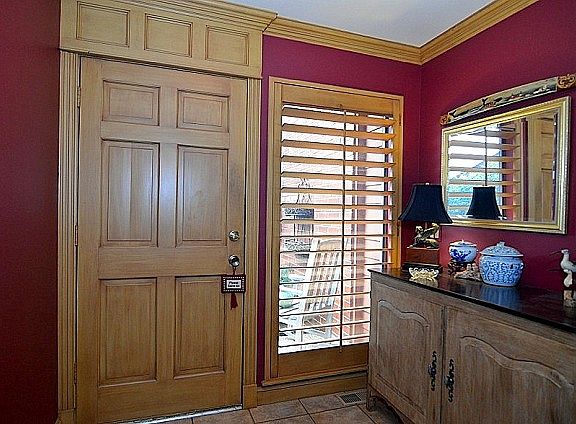 A bright entry foyer welcomes you in