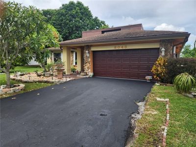 8043 Buttonwood Cir, Tamarac, FL, 33321
