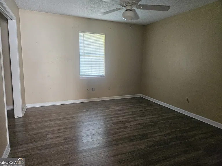 818 Robin Hood Trl #A — Photo 6
