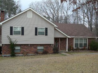 90 Lake Haven Dr, Vicksburg, MS 39180