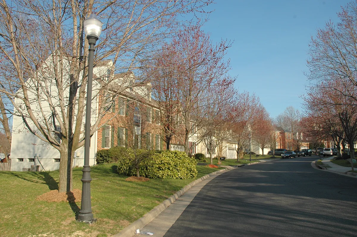Building Photo - 4218 Trowbridge St