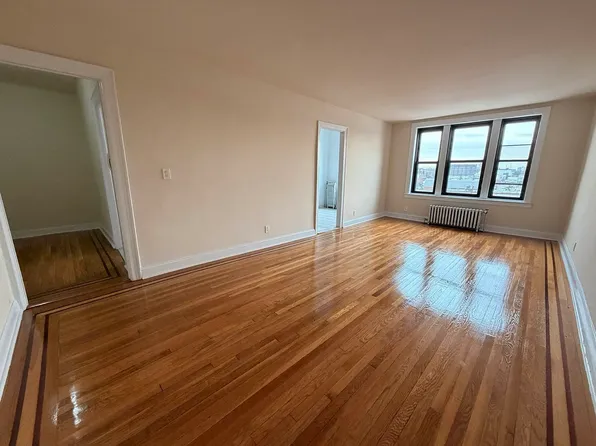 3614 165th St APT 3FS, Flushing, NY 11358