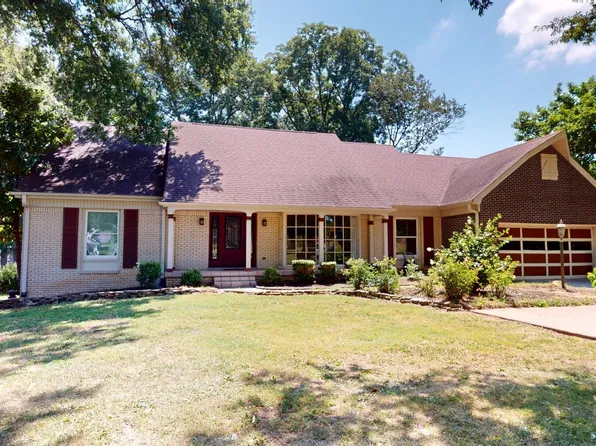 1846 Lake Rd, Dyersburg, TN 38024