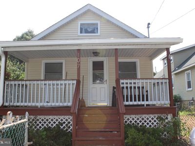 107 S Lafayette Ave, Morrisville, PA, 19067