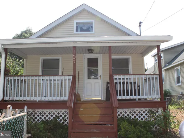 107 S Lafayette Ave, Morrisville, PA 19067