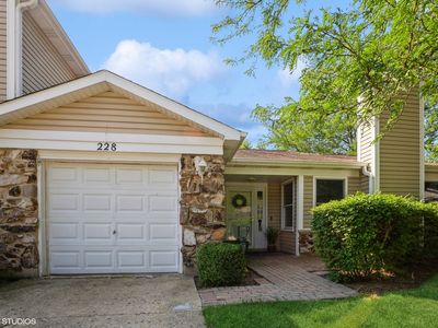 228 Hedgerow Dr, Bloomingdale, IL, 60108