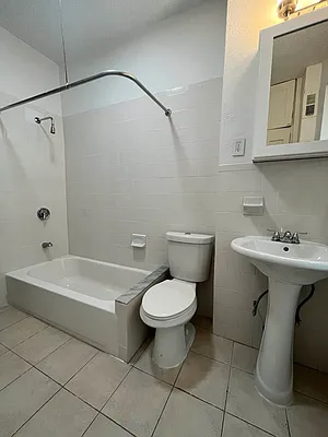 Rented by Reyes & Elsamad Real Estate Group | media 3