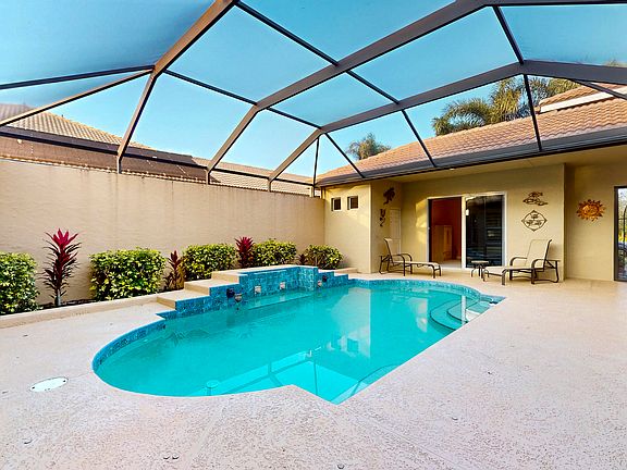 5th image of 883 SW Grand Reserves Boulevard