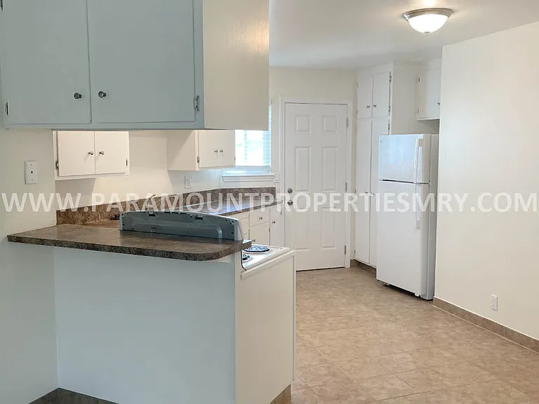 410 Riker St — Photo 6