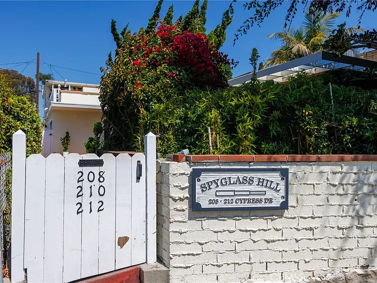 210 Cypress Dr — Photo 11