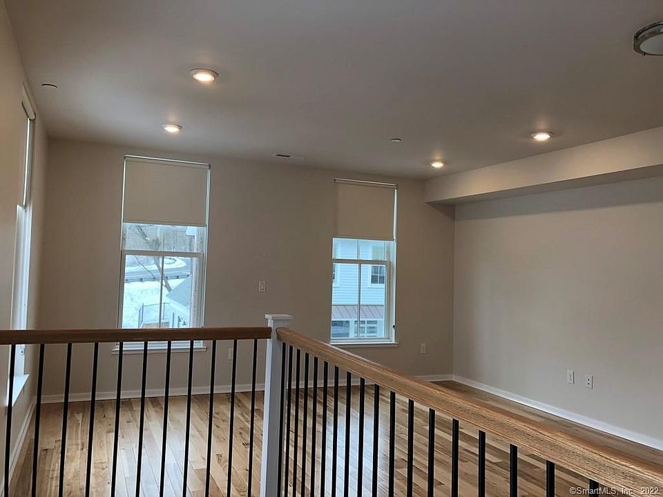 8 Main Street 8 Main St Redding CT Zillow