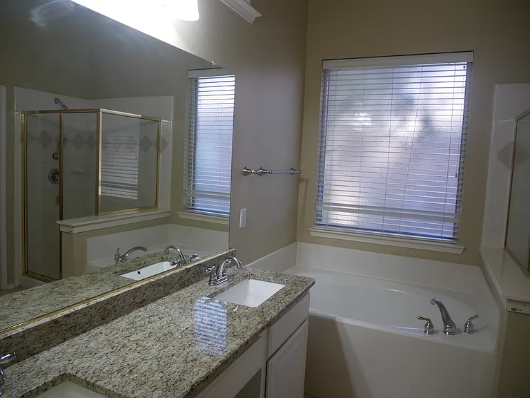 7135 Saint Augustine Dr — Photo 22
