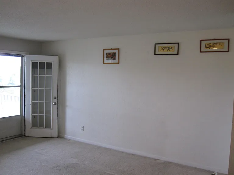 123 Fieldcrest St #303 — Photo 4