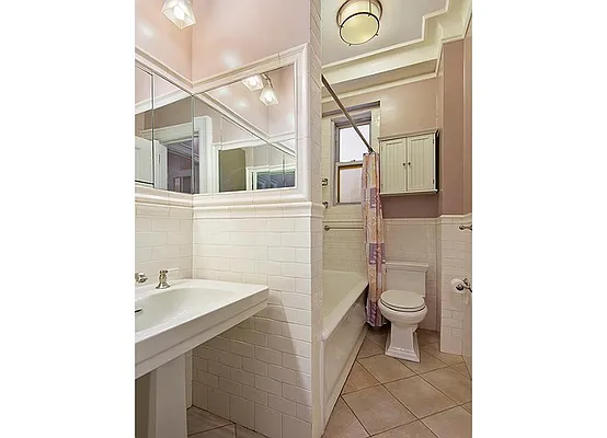 Sold by Warburg | media 11