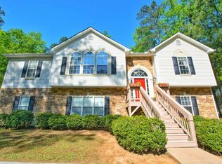 8104 S Pine Cone Dr, Villa Rica, GA 30180