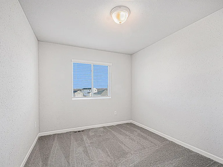 730 Marcoux Ave — Photo 15