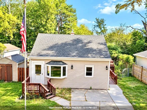 1141 S Oakland Ave, Green Bay, WI 54304